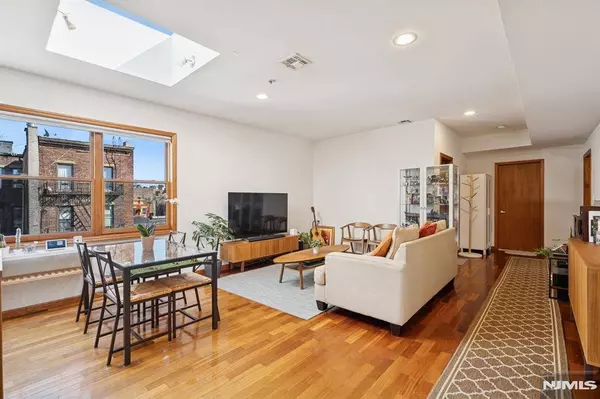 515 30th ST #03C, Union City, NJ 07087