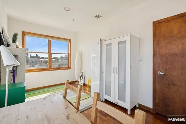 515 30th ST #03C, Union City, NJ 07087