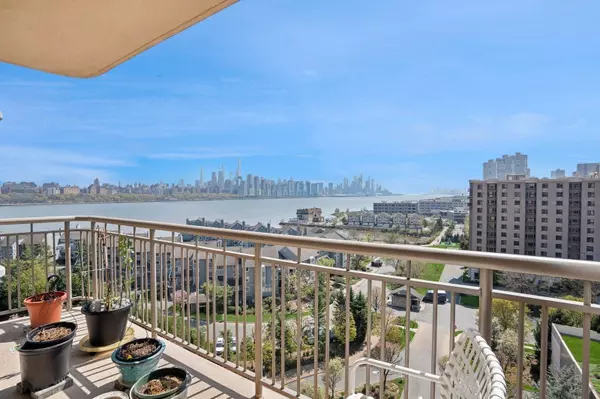 8100 RIVER RD  #1101, North Bergen, NJ 07047