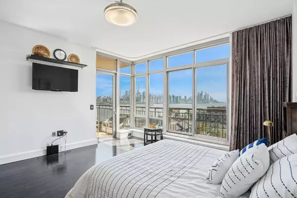 8100 RIVER RD  #1101, North Bergen, NJ 07047