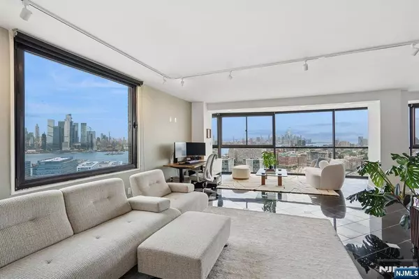 380 Mountain #1012, Union City, NJ 07087