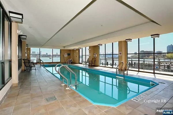 600 Harbor BLVD #1005, Weehawken, NJ 07086