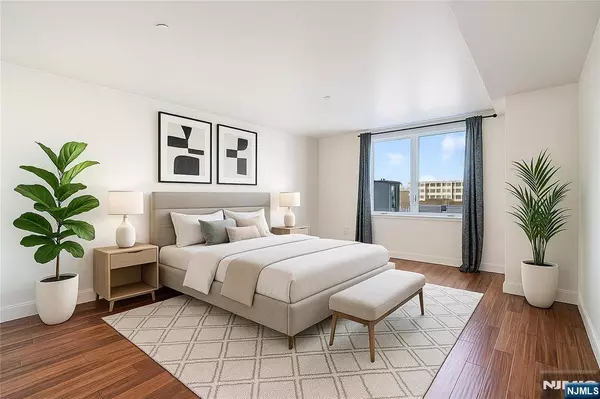 600 Harbor BLVD #673, Weehawken, NJ 07086