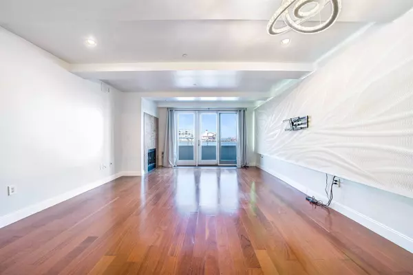 600 HARBOR BLVD #673, Weehawken, NJ 07086
