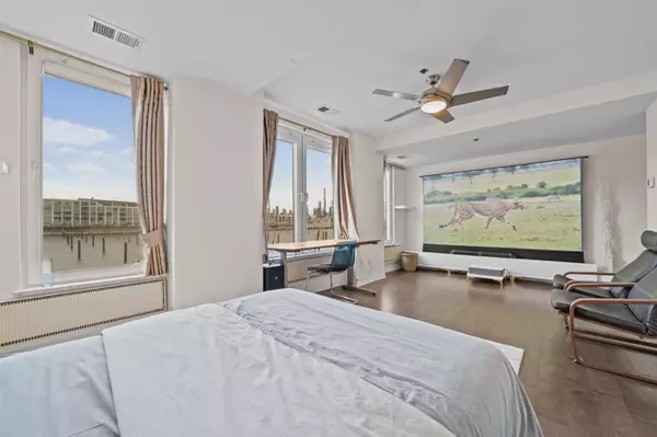 600 HARBOR BLVD  #815, Weehawken, NJ 07086