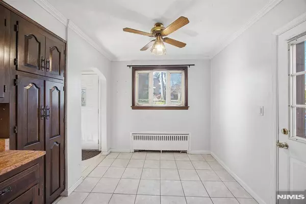 1026 Jassamine WAY, Fort Lee, NJ 07024