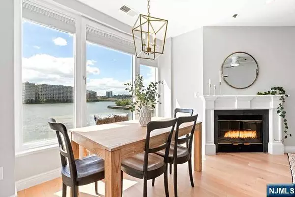 600 Harbor BLVD #934/936, Weehawken, NJ 07086