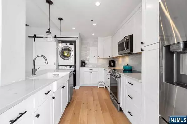 600 Harbor BLVD #934/936, Weehawken, NJ 07086