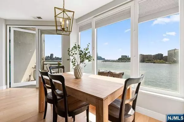 600 Harbor BLVD #934/936, Weehawken, NJ 07086