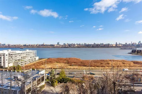 32 BERGEN RIDGE RD  #2, North Bergen, NJ 07047