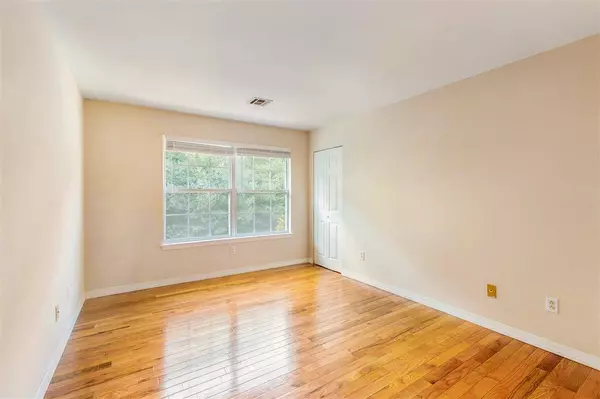 32 BERGEN RIDGE RD  #2, North Bergen, NJ 07047