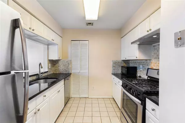 32 BERGEN RIDGE RD  #2, North Bergen, NJ 07047