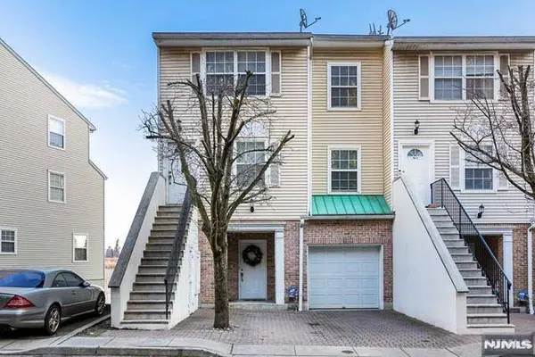 32 Bergen Ridge RD #2, North Bergen, NJ 07047