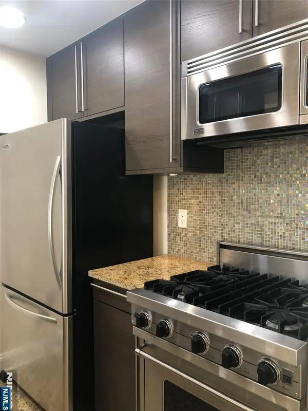 10 Regent ST #516, Jersey City, NJ 07302