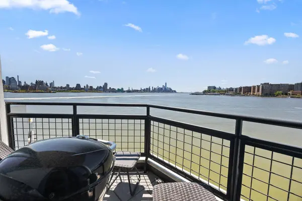 600 HARBOR BLVD #870, Weehawken, NJ 07086