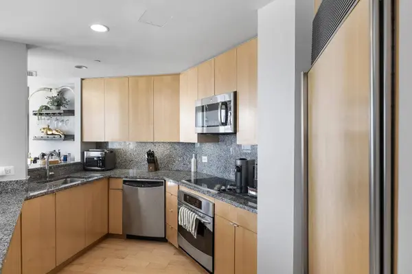 600 HARBOR BLVD #870, Weehawken, NJ 07086