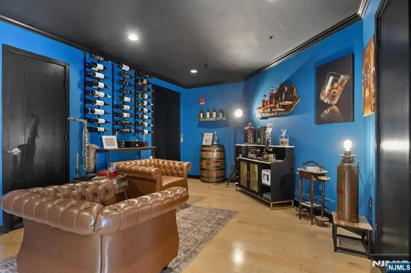600 Harbor BLVD #870, Weehawken, NJ 07086