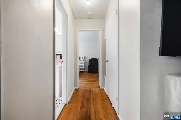2215 N Central RD #4A, Fort Lee, NJ 07024