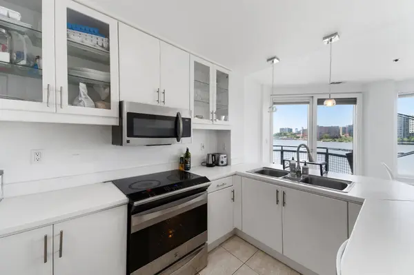 600 HARBOR BLVD, Weehawken, NJ 07086