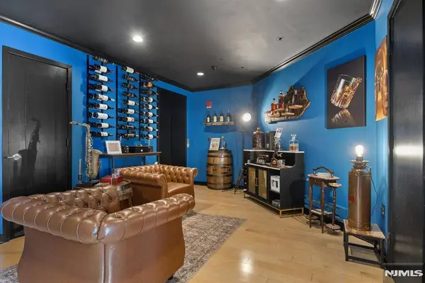 600 Harbor BLVD #0870, Weehawken, NJ 07086