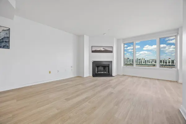 600 HARBOR BLVD  #955, Weehawken, NJ 07086