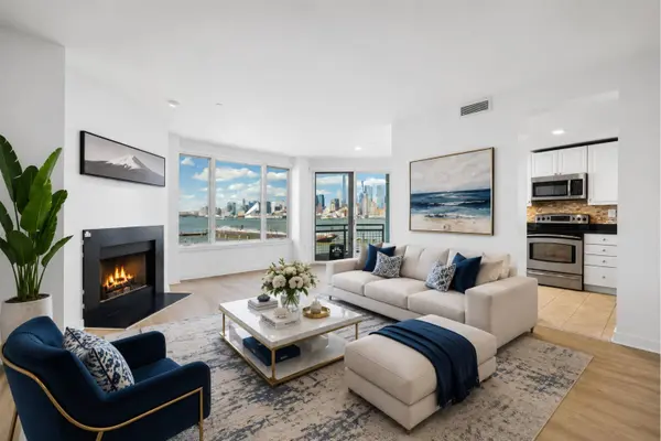 600 HARBOR BLVD  #955