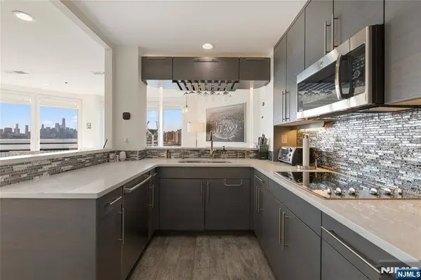 600 Harbor BLVD #1146, Weehawken, NJ 07086