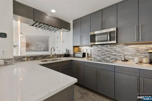 600 Harbor BLVD #1146, Weehawken, NJ 07086