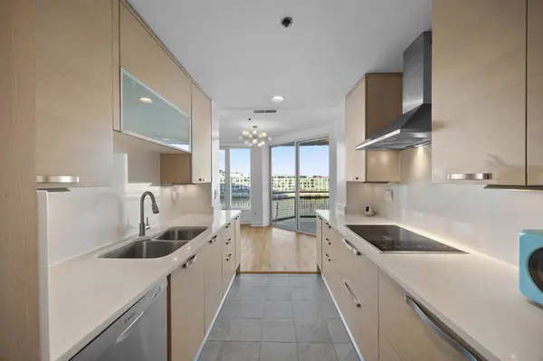 600 HARBOR BLVD #1019, Weehawken, NJ 07086