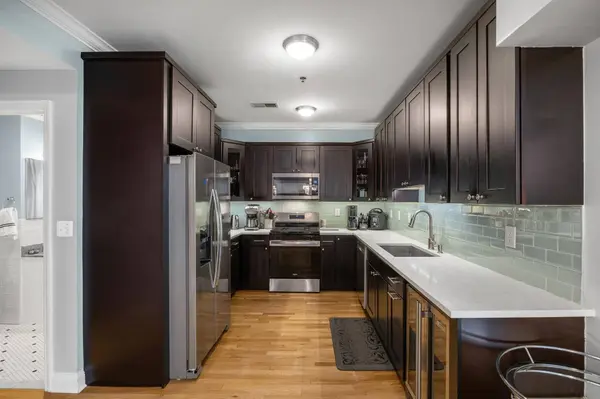 53 14TH ST #2B, Hoboken, NJ 07030