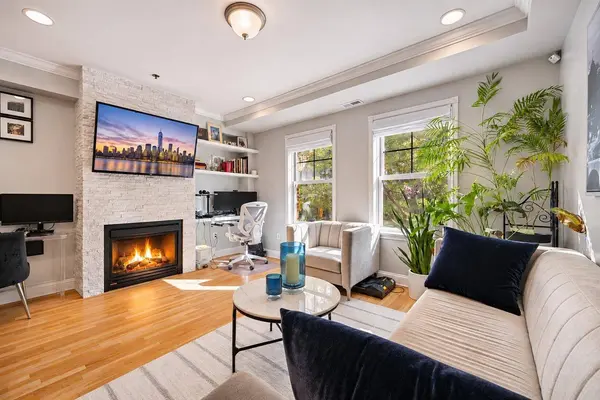 53 14TH ST #2B, Hoboken, NJ 07030