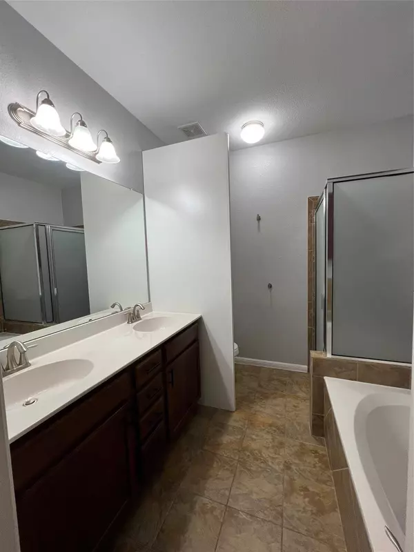 11400 W Parmer LN #31, Cedar Park, TX 78613