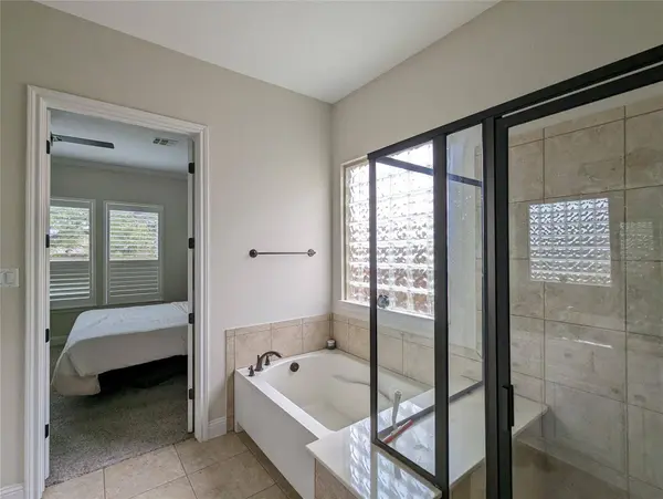 10005 Ivalenes Hope DR, Austin, TX 78717