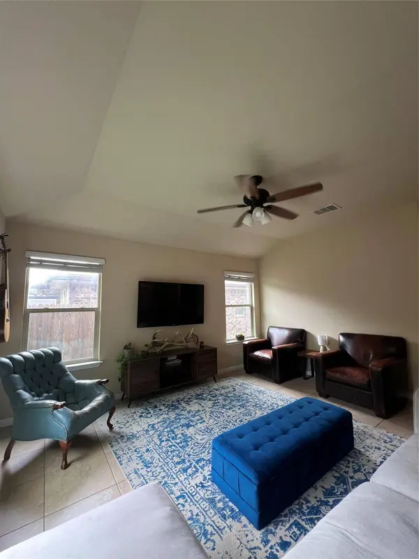 11101 Bruneau TRL, Austin, TX 78754