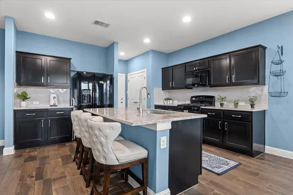5873 Urbano BND #19, Round Rock, TX 78665