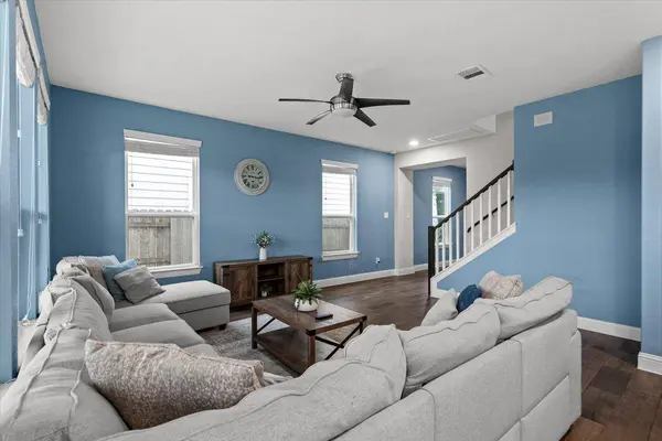 5873 Urbano BND #19, Round Rock, TX 78665