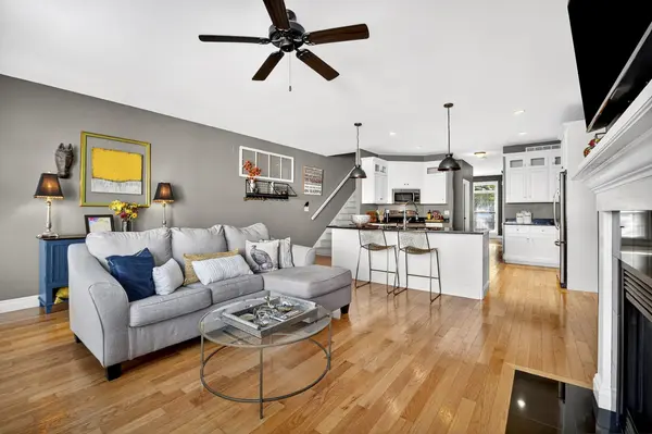 417 S Geyer Rd, St Louis, MO 63122-4163