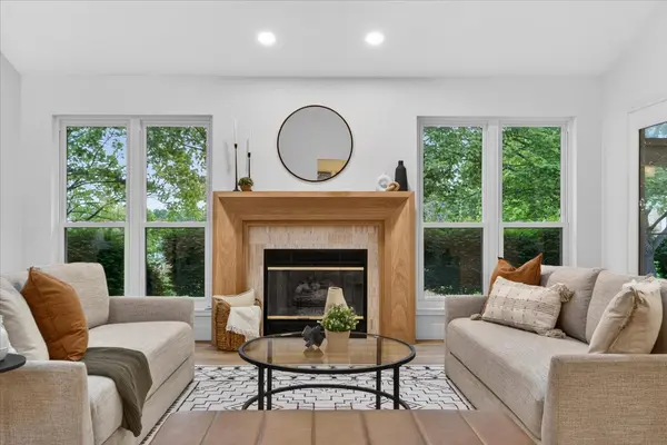 734 Blairbeth Dr, Weldon Spring, MO 63304-7580