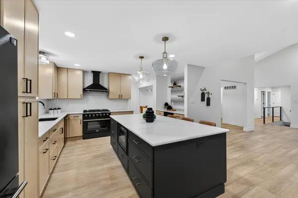 734 Blairbeth Dr, Weldon Spring, MO 63304-7580