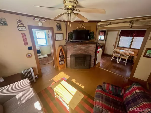 159 E Park Drive, Iron River, MI 49935