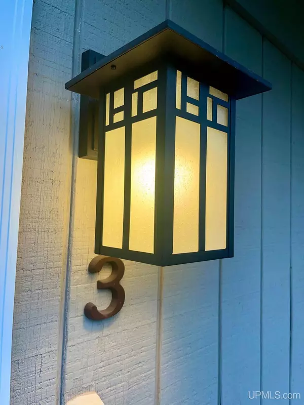 E6280 Snowdrift Street, Ironwood, MI 49938