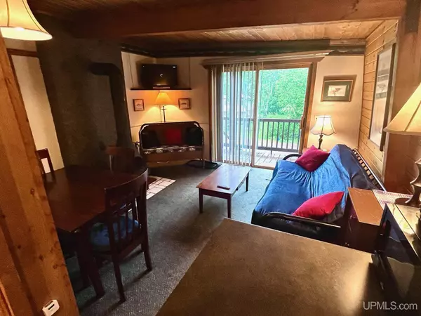 E6280 Snowdrift Street, Ironwood, MI 49938