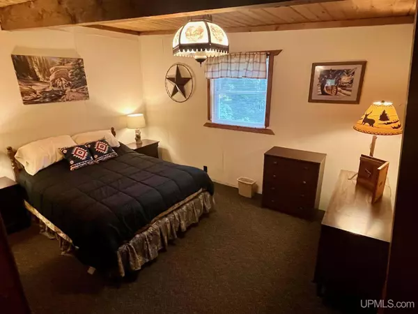 E6280 Snowdrift Street, Ironwood, MI 49938