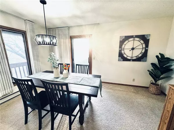 2249 Hatch ST, Eau Claire, WI 54701