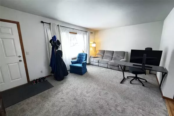 3140 Dale RD, Eau Claire, WI 54703