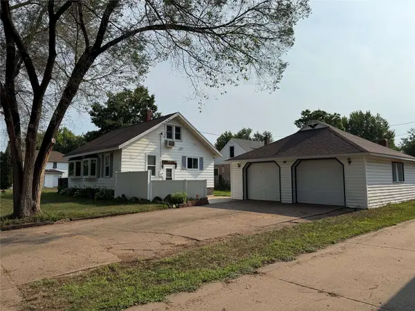 819 Platt ST, Eau Claire, WI 54703