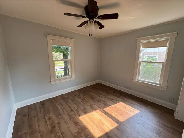 819 Platt ST, Eau Claire, WI 54703