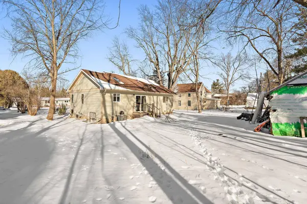 530 E 6th ST, New Richmond, WI 54017