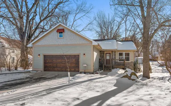 530 E 6th ST, New Richmond, WI 54017