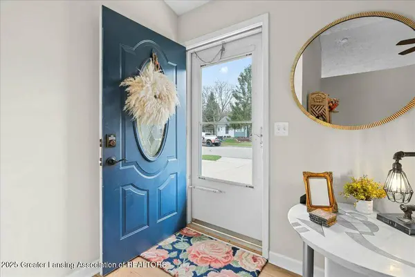 2423 Artisan Drive, Lansing, MI 48910, Lansing, MI 48910